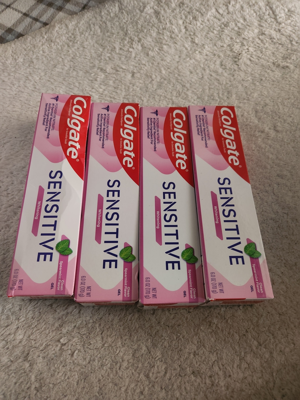 Colgate Sensitive Whitening Toothpaste Gel - Pink